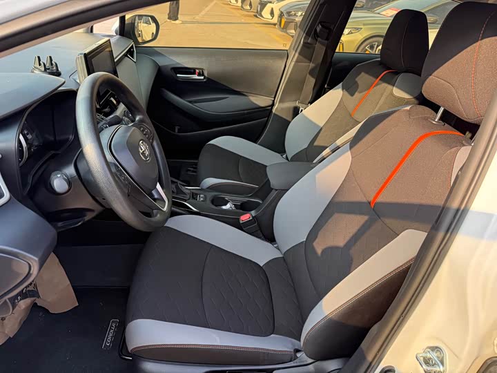 Фото 7 - Toyota Corolla