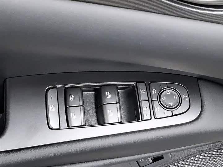 Фото 9 - BYD Seal 06 Hybrid/EV