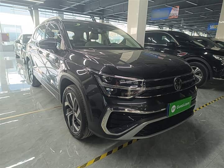 Фото 4 - Volkswagen Tharu