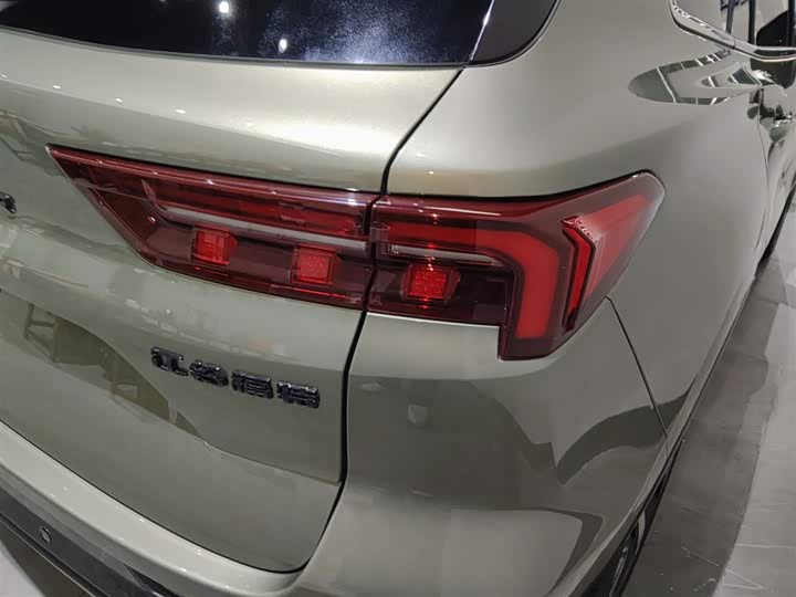 Фото 8 - Ford Equator Sport