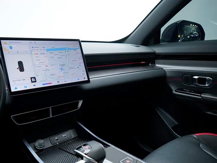 Фото 4 - Jetour Dashing