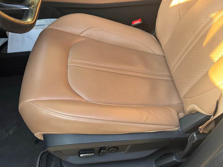 Фото 9 - Nio ES6