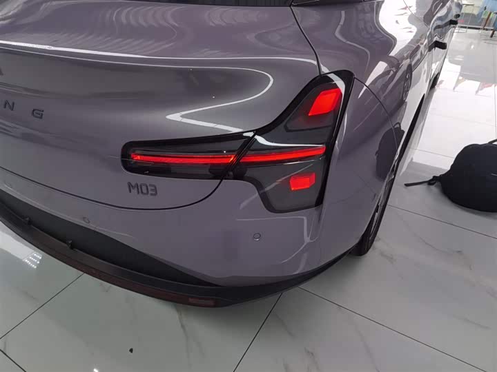 Фото 8 - XPeng Mona M03