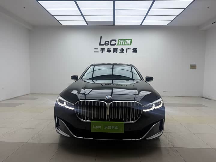 Фото 4 - BMW 7 Series