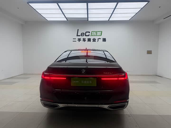 Фото 7 - BMW 7 Series