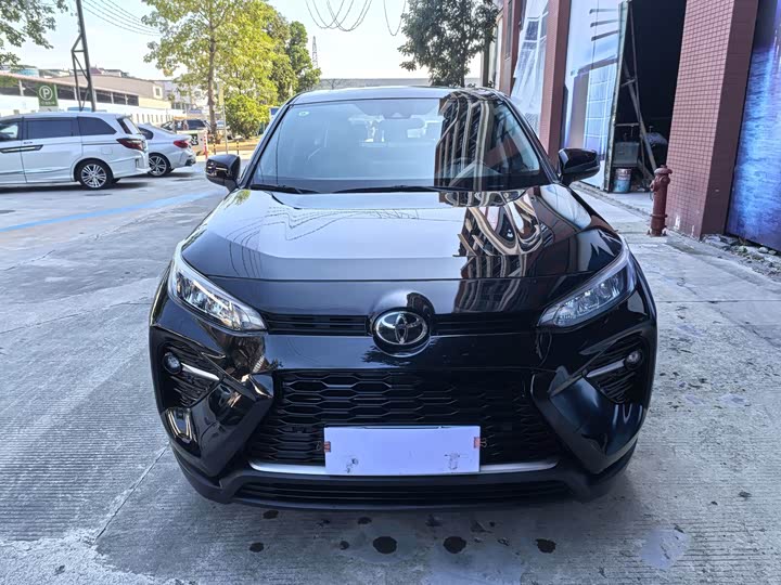 Фото 2 - Toyota Wildlander