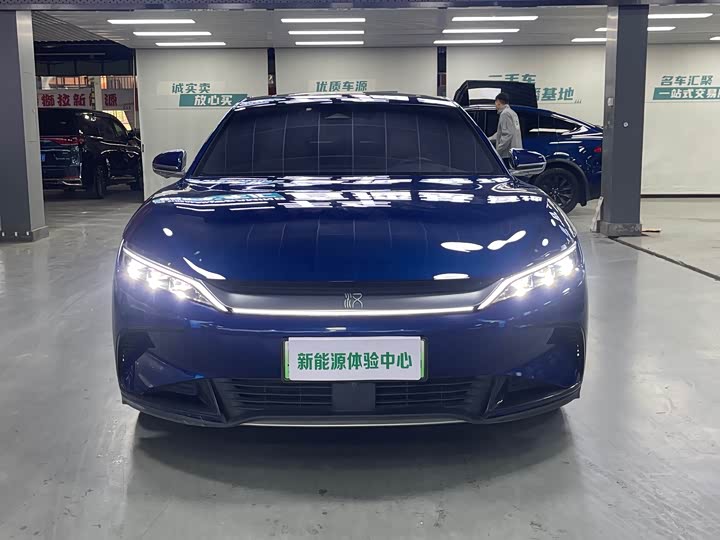 Фото 2 - BYD Han