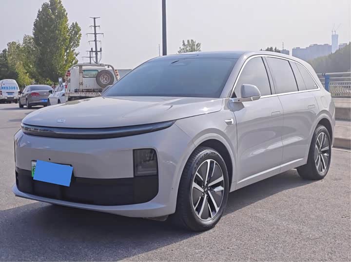 Фото 1 - LiXiang L6