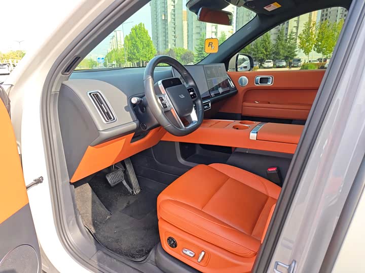 Фото 8 - LiXiang L6