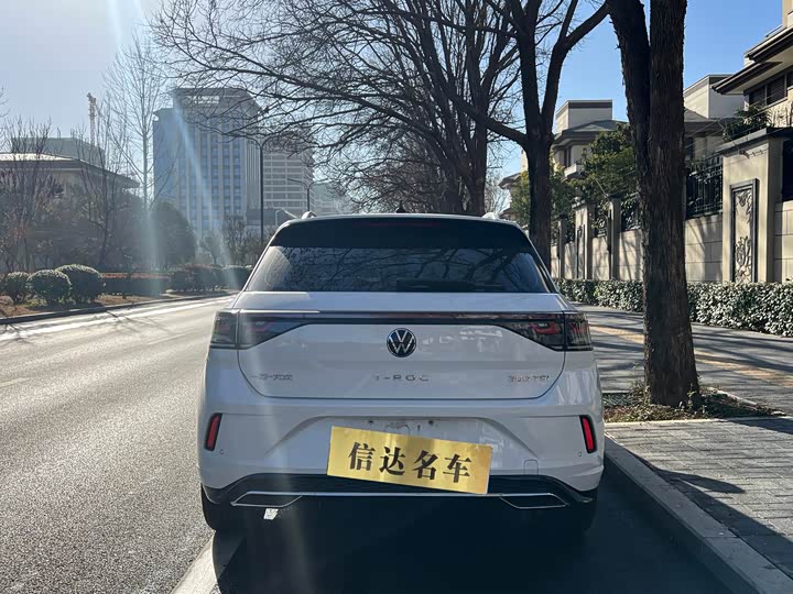 Фото 7 - Volkswagen T-Roc