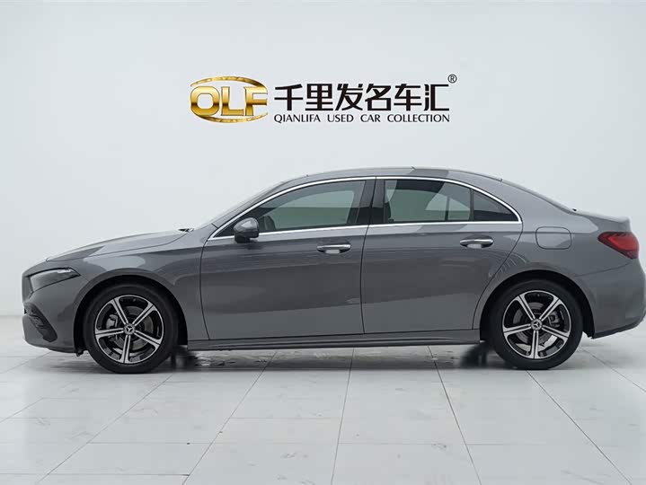 Фото 8 - Mercedes-Benz A-Class