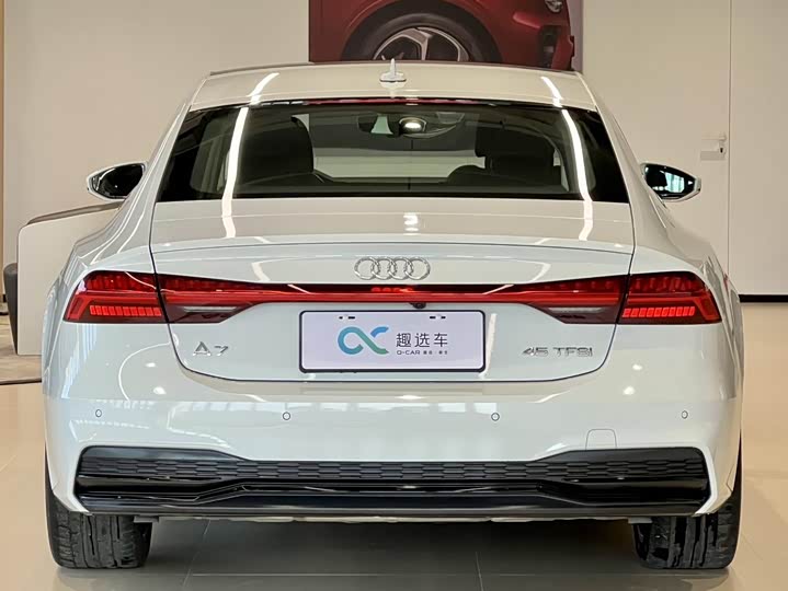 Фото 5 - Audi A7