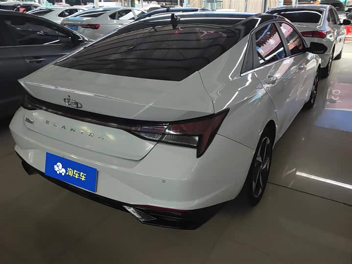 Фото 3 - Hyundai Elantra N line