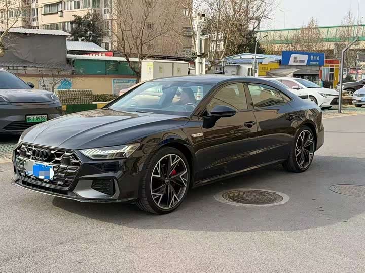 Фото 1 - Audi A7L