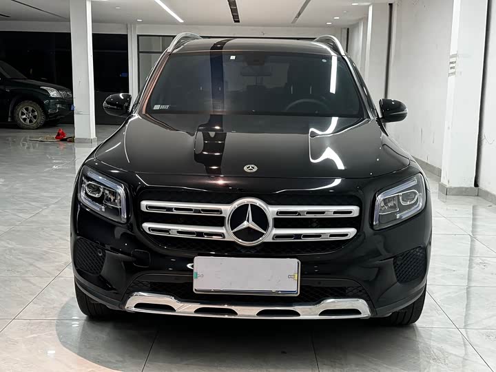 Фото 2 - Mercedes-Benz GLB-Class