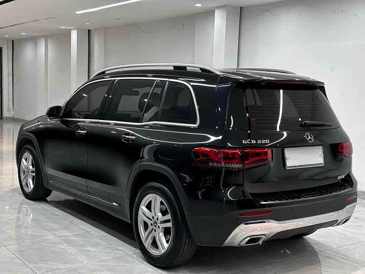 Фото 4 - Mercedes-Benz GLB-Class