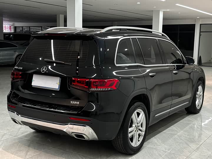 Фото 6 - Mercedes-Benz GLB-Class