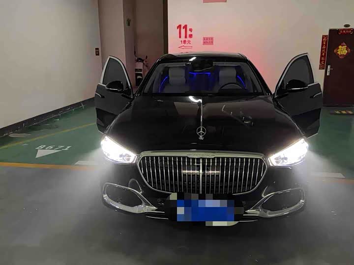 Фото 2 - Mercedes-Benz Maybach S-Class