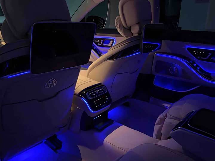 Фото 6 - Mercedes-Benz Maybach S-Class