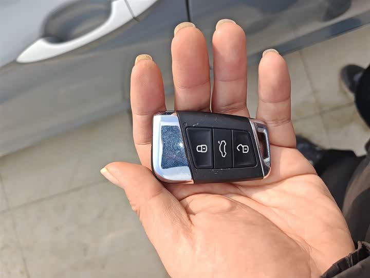 Фото 9 - Volkswagen Magotan