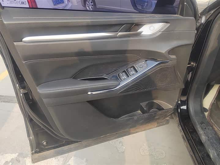 Фото 7 - Haval H6