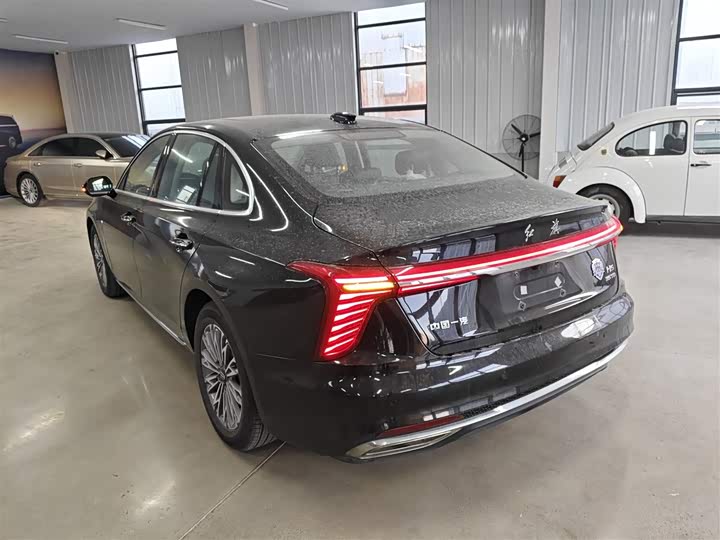 Фото 5 - Hongqi H5