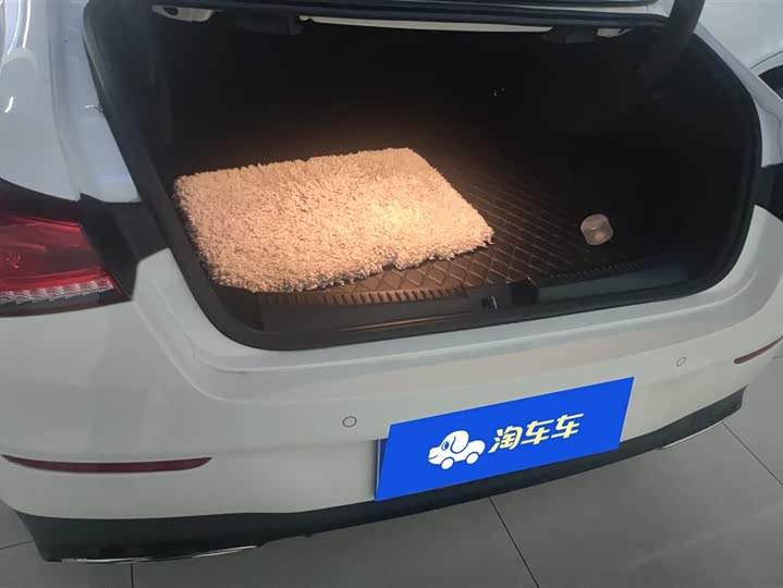 Фото 4 - Mercedes-Benz CLA-Class