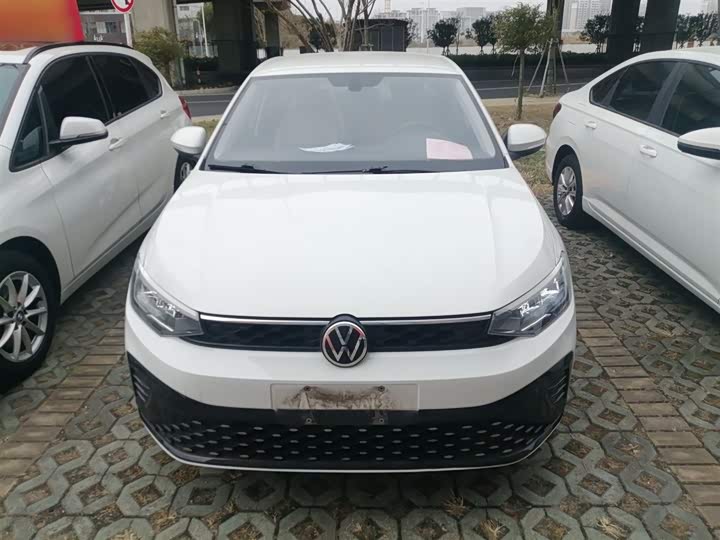 Фото 3 - Volkswagen Lavida