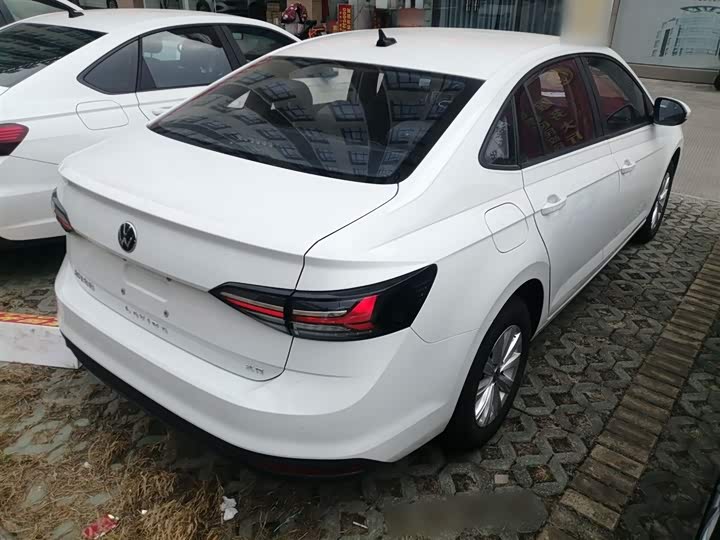 Фото 7 - Volkswagen Lavida