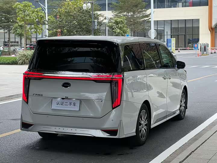 Фото 4 - GAC Trumpchi E9