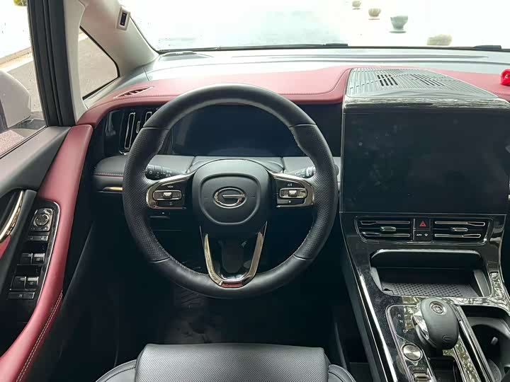 Фото 9 - GAC Trumpchi E9