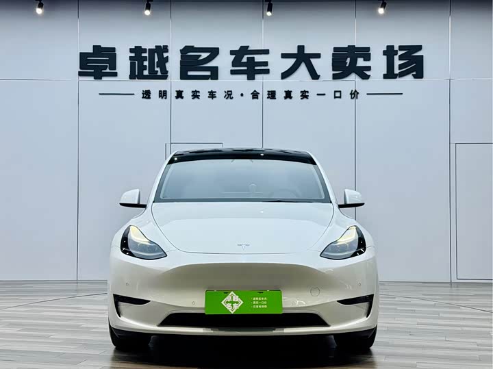 Фото 2 - Tesla Model Y