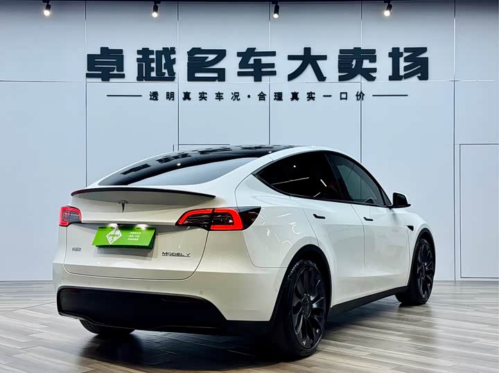 Фото 7 - Tesla Model Y