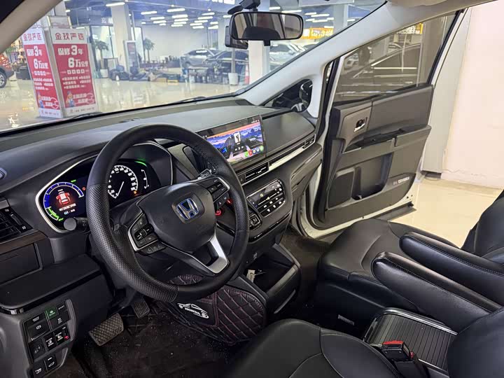 Фото 8 - Honda Odyssey