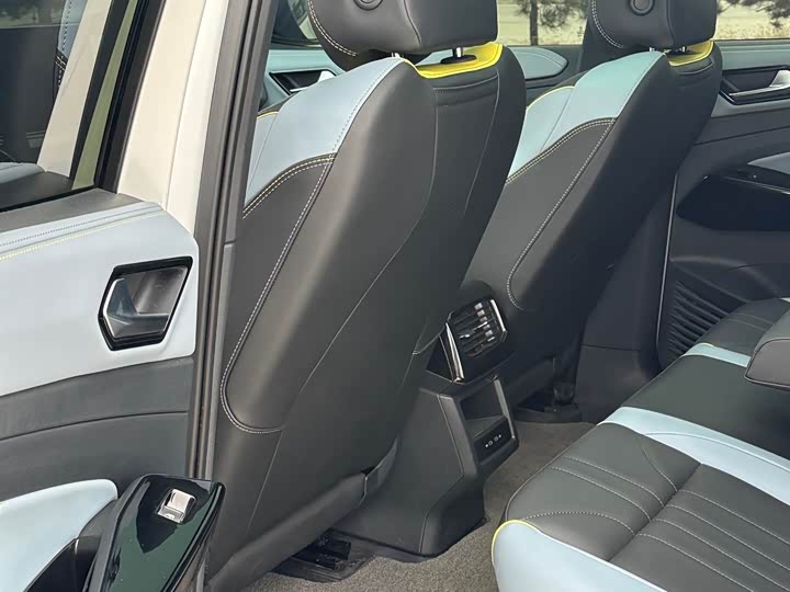 Фото 6 - Volkswagen ID.4 X