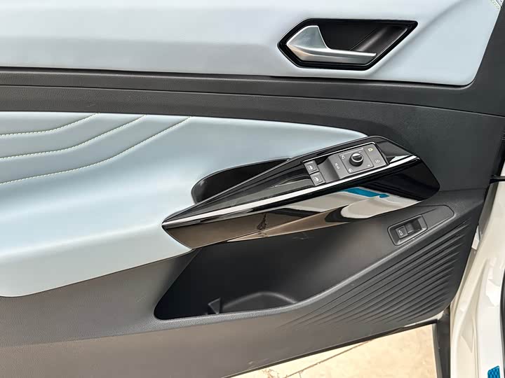 Фото 8 - Volkswagen ID.4 X