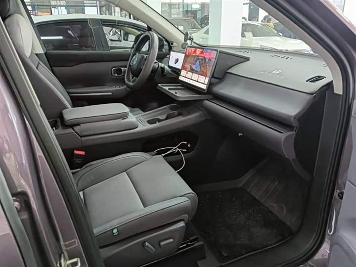 Фото 4 - Leapmotor C10