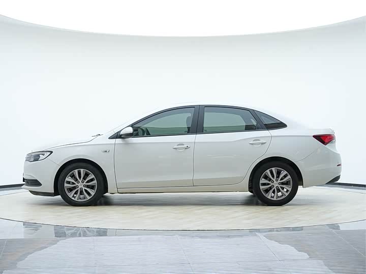 Фото 8 - Buick Excelle GT