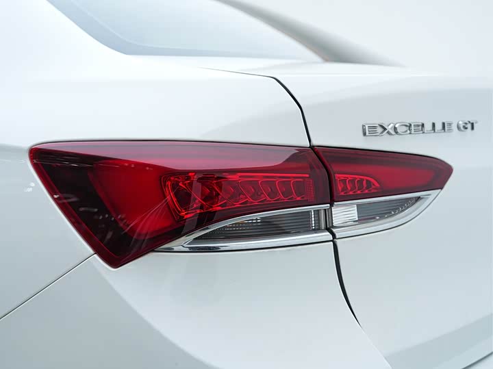 Фото 9 - Buick Excelle GT