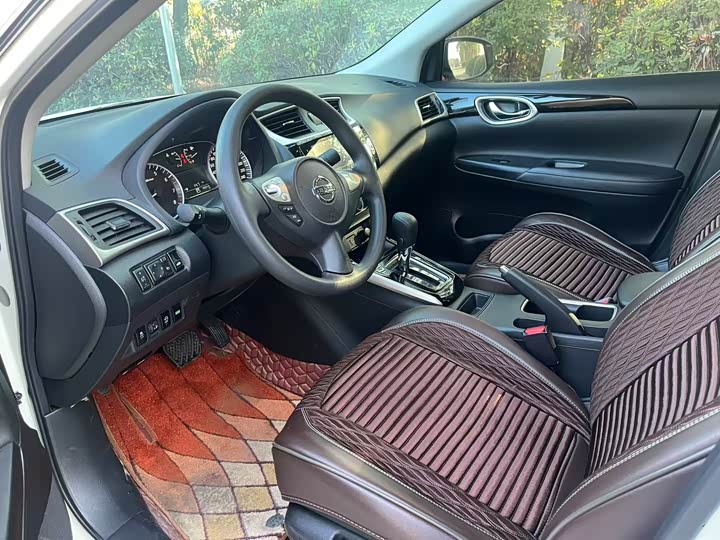 Фото 3 - Nissan Sylphy