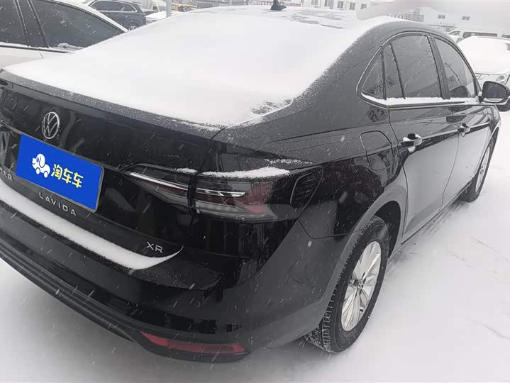 Фото 3 - Volkswagen Lavida