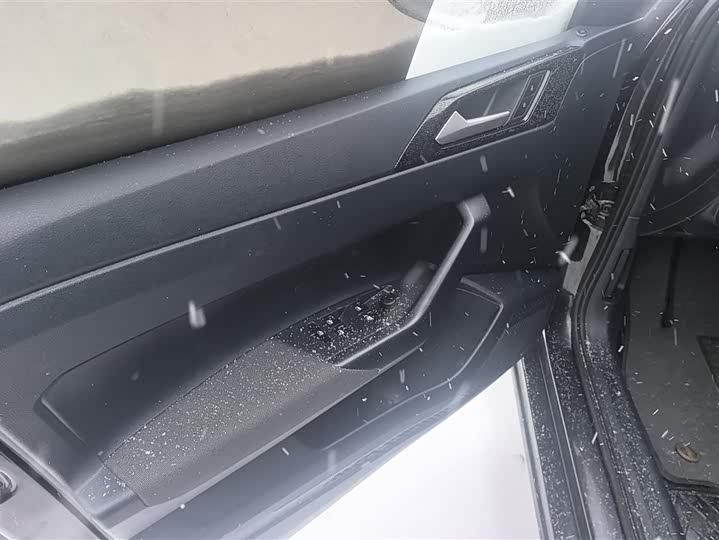 Фото 7 - Volkswagen Lavida