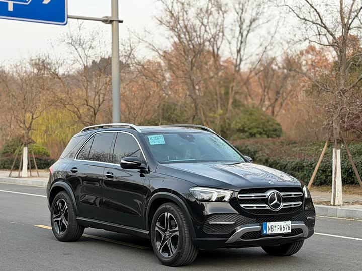 Фото 3 - Mercedes-Benz GLE-Class