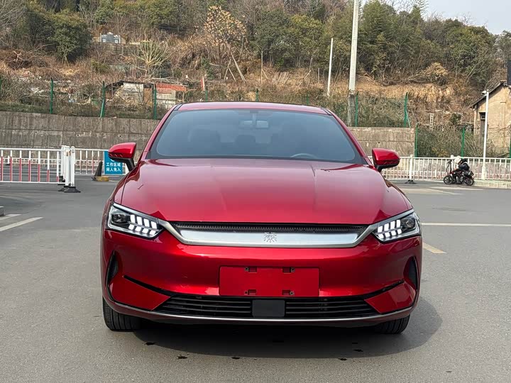 Фото 2 - BYD Qin Plus