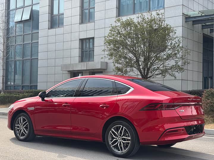 Фото 8 - BYD Qin Plus