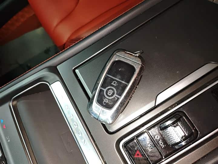 Фото 9 - Lincoln Z (Zephyr)