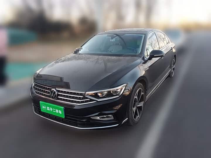 Фото 2 - Volkswagen Magotan