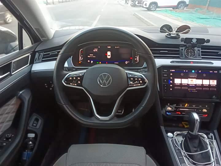 Фото 3 - Volkswagen Magotan