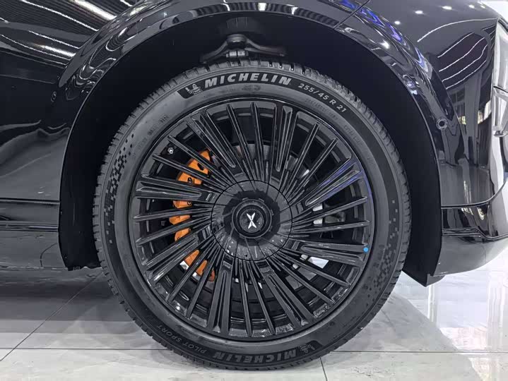 Фото 8 - XPeng G9