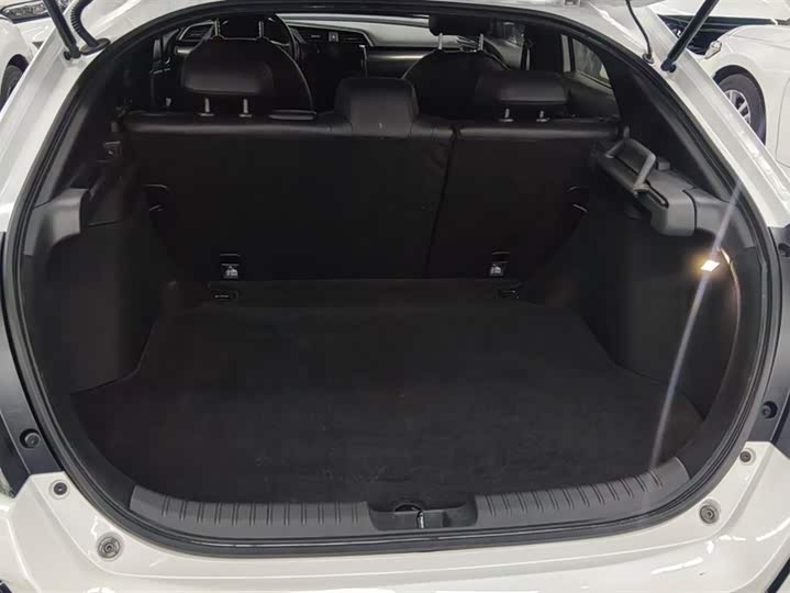 Фото 4 - Honda Civic